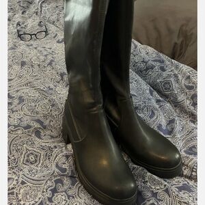 Steve Madden Black Boots